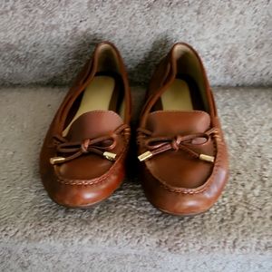 MICHAEL KORS WOMEN'S LEATHER LOAFERS